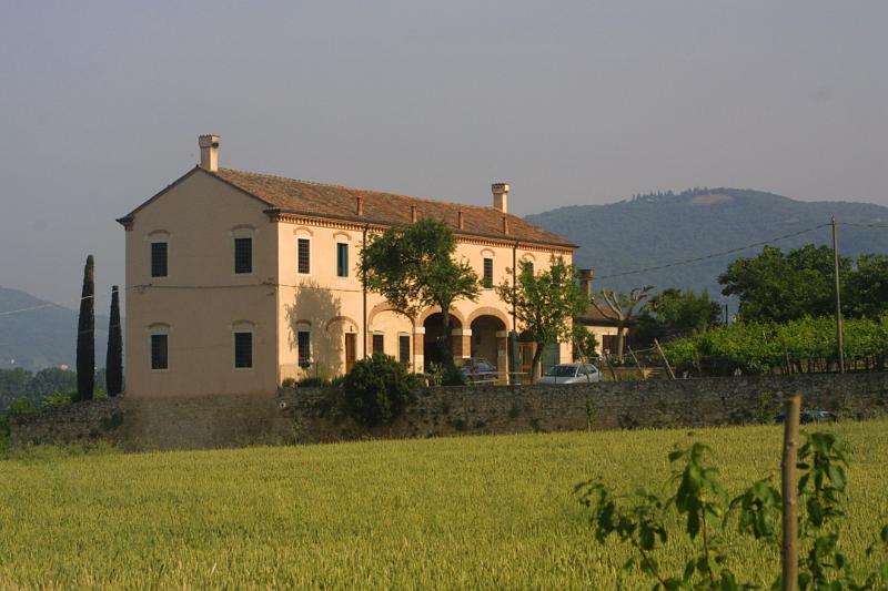 00692.jpg - The farm house where we stayed