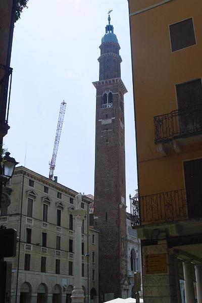 00715.jpg - Clock tower in Piazza dei Signori, Vicenza