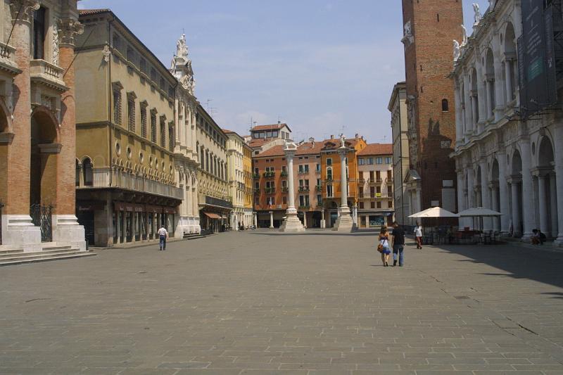 00725.jpg - Piazza dei Signori, Vicenza