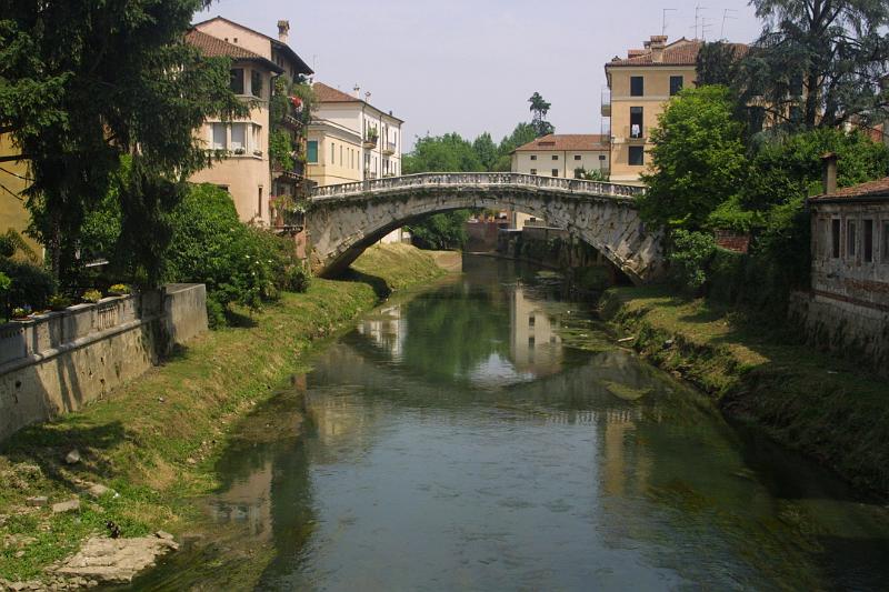 00737.jpg - Ponte San Michele over the River Bacchiglione, Vicenza