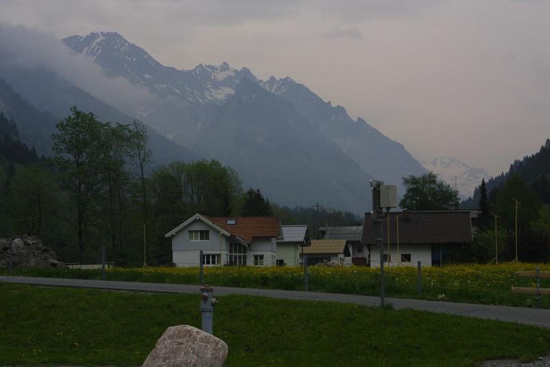 00016.jpg - Dalaas, Austria. We pulled off further down the road to take pictures.