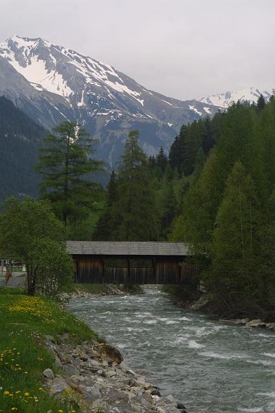 00042.jpg - Covered bridge at St. Anton am Arlberg.