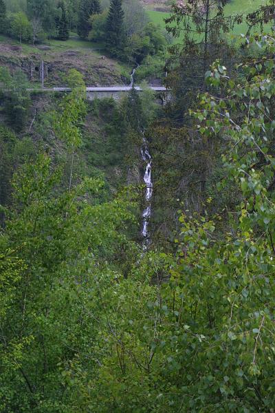 00052.jpg - More mountain stream.