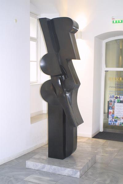 00121.jpg - Sculpture at the Hofburg