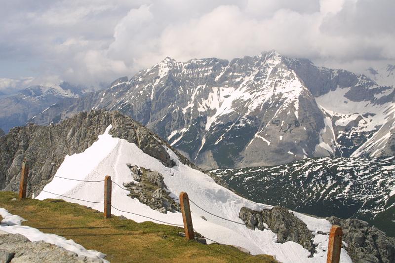 00177.jpg - View of the other side of the mountains from Hafelekerspitze.