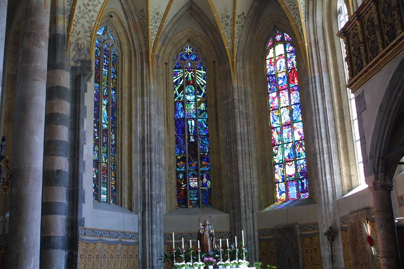 00264.jpg - Inside the Stadtpfarrkirche