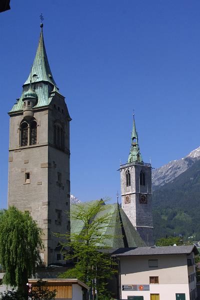 00274.jpg - Two towers of the Stadtpfarrkirche