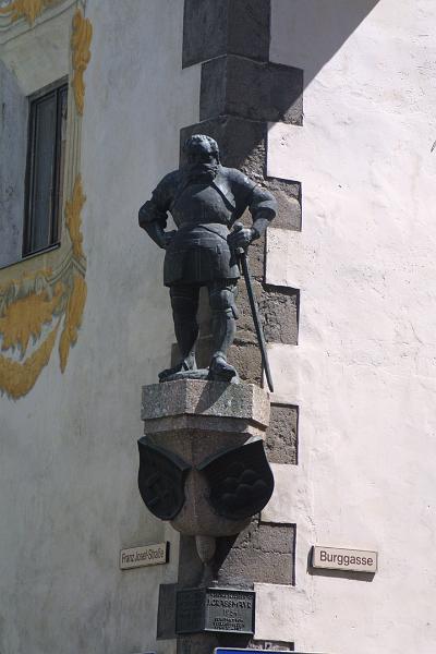 00284.jpg - Statue on the corner of Burggasse and Franz Josef Strasse