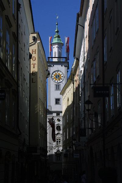 00303.jpg - Rathaus clocktower