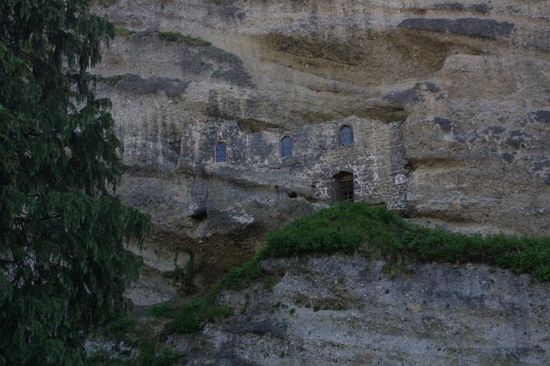 00329.jpg - Building built into the cliff, Salzburg