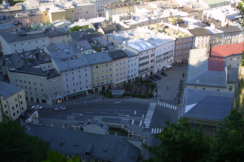 00349.jpg - View from the top of the Mönchsberg.