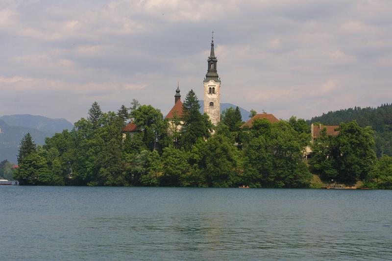 00623.jpg - The church on the island
