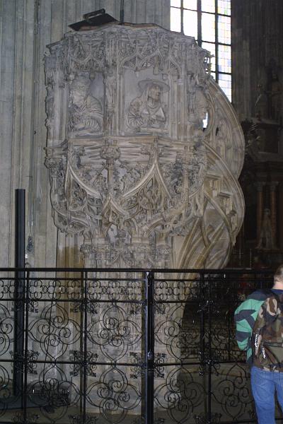 00419.jpg - Stone Pulpit carved by Anton Pilgram betwwen 1510 and 1550