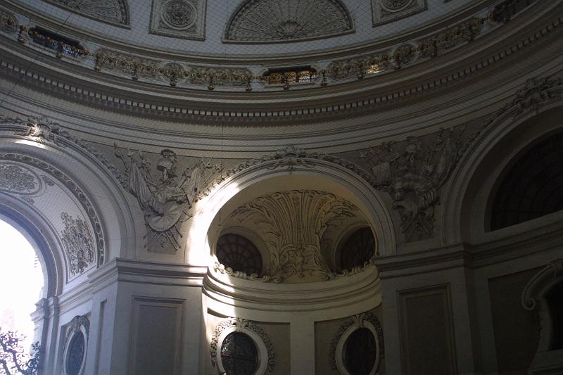 00508.jpg - Inside the Hofburg under the dome