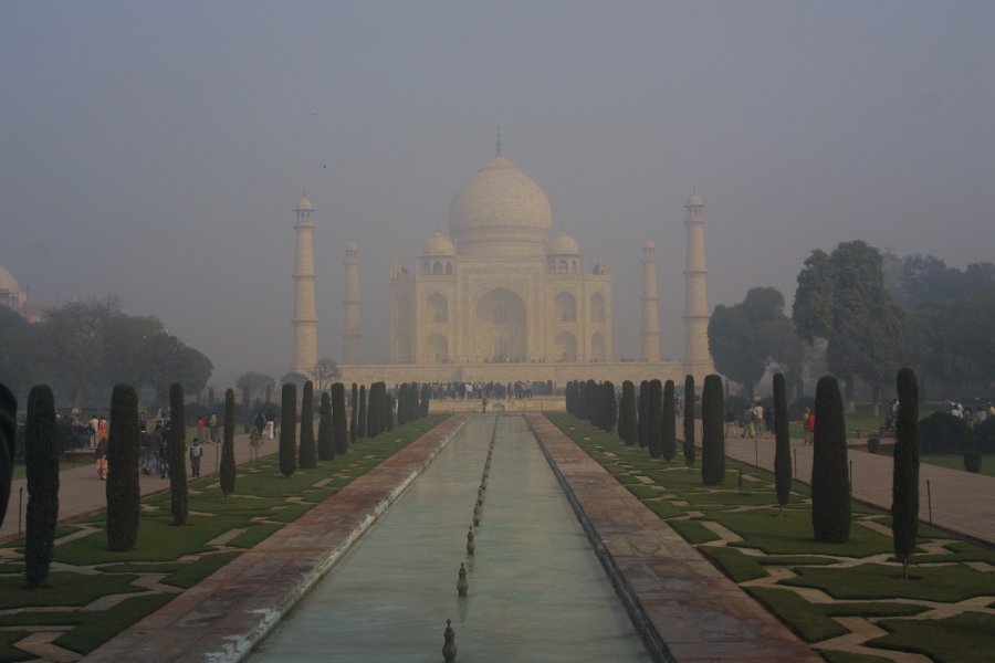 2120000_TajMahal.jpg - The Taj Mahal.