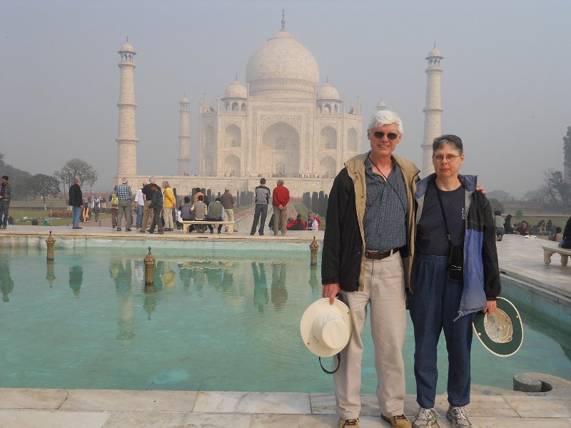 2124215_JimAndKathyTajMahal.jpg - Jim and Kathy in front of the Taj Mahal.