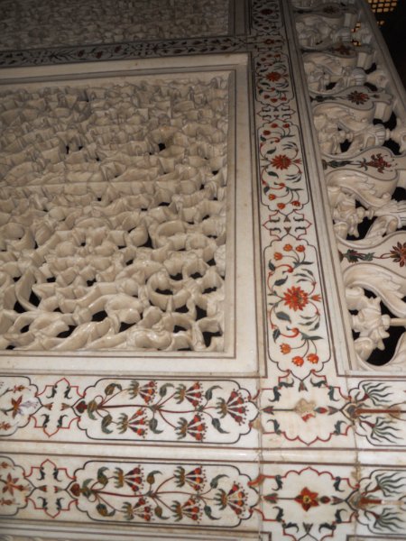 2130223_DetailTajMahal.jpg - Details of the Taj Mahal.