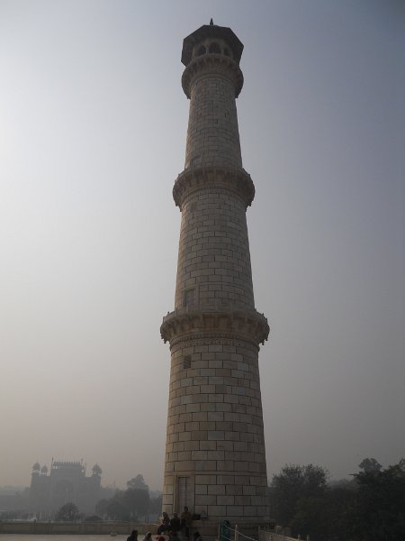 2136234_MinaretTajMahal.jpg - Tower of the Taj Mahal.