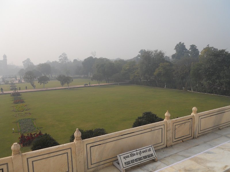 2137237_GardensOfTajMahal.jpg - Gardens surounding the Taj Mahal.
