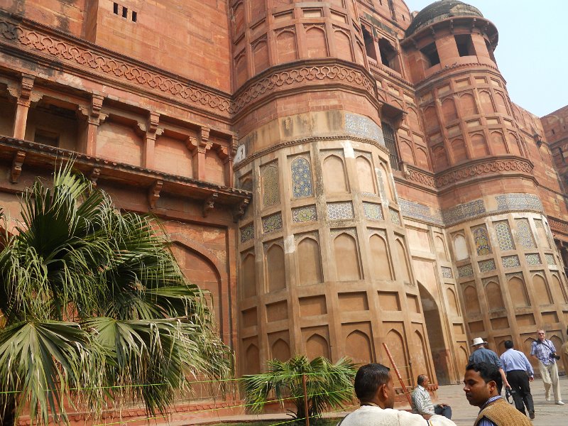 2155262_InsideAgraFort.jpg - The Agra Fort.