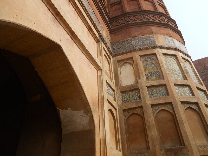 2155263_InsideAgraFort.jpg - The Agra Fort.