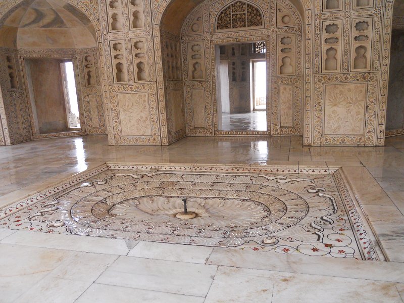 2178286_DetailAgraFort.jpg - Inside the Musamman Burj. The Agra Fort.
