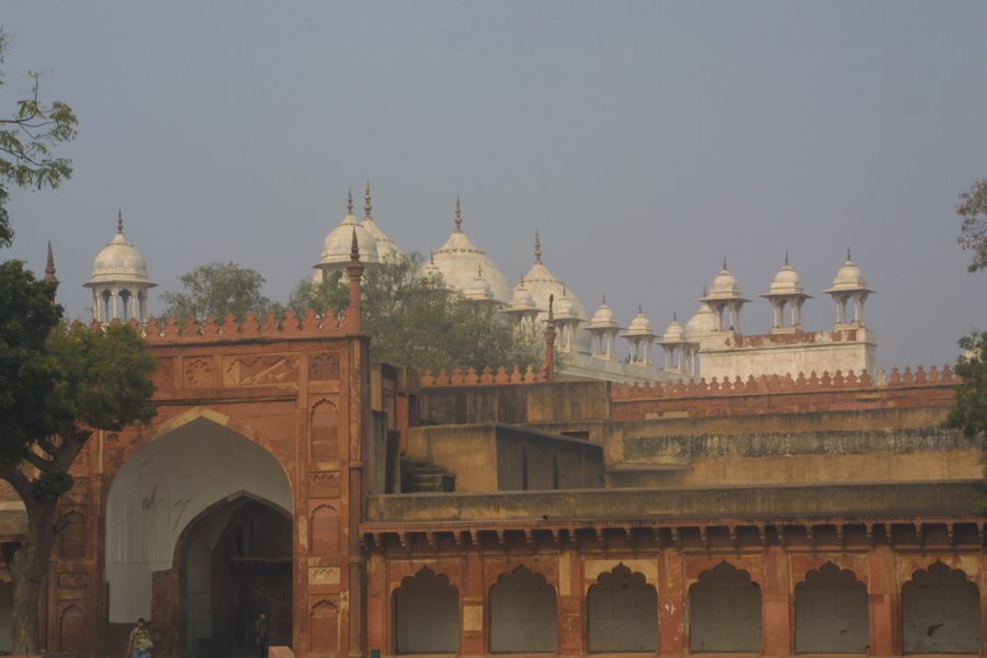 2187000_AgraFort.jpg - The Agra Fort.
