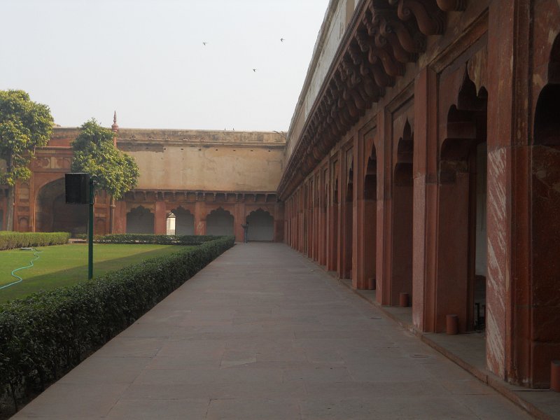 2189300_AgraFort.jpg - The Agra Fort.