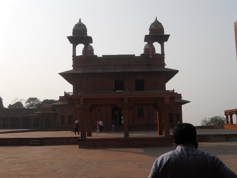2194308_FatehpurSikri.jpg - Diwan-i-Khas. Fatehpur Sikri.