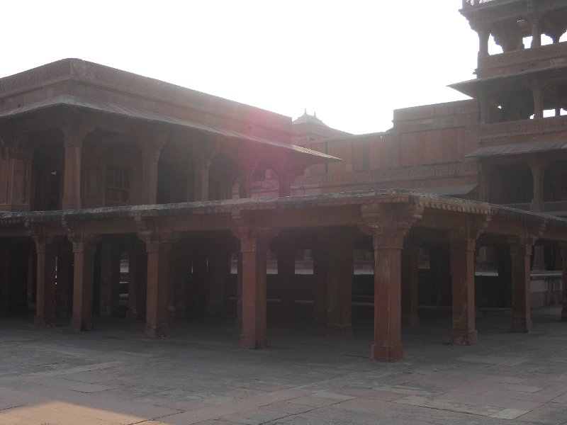 2204322_FatehpurSikri.jpg - Audience Hall. Fatehpur Sikri.