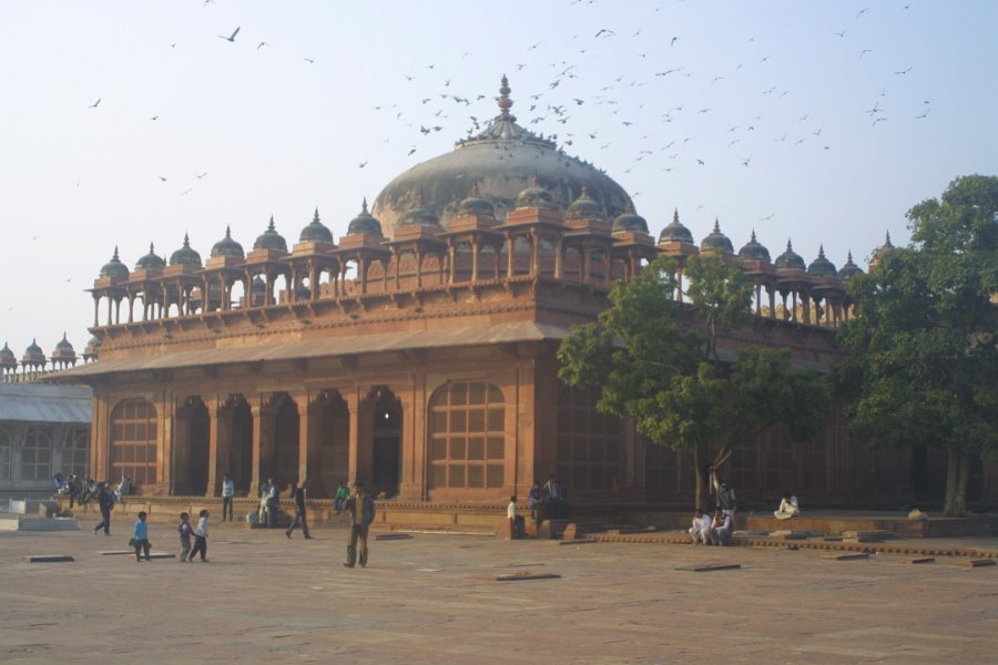 2222000_FatehpurSikri.jpg - The Jama Masjid Mosque. Fatehpur Sikri.