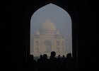 2118000_TajMahalThroughTheGate
