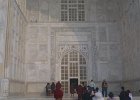 2129000_EntranceToTajMahal