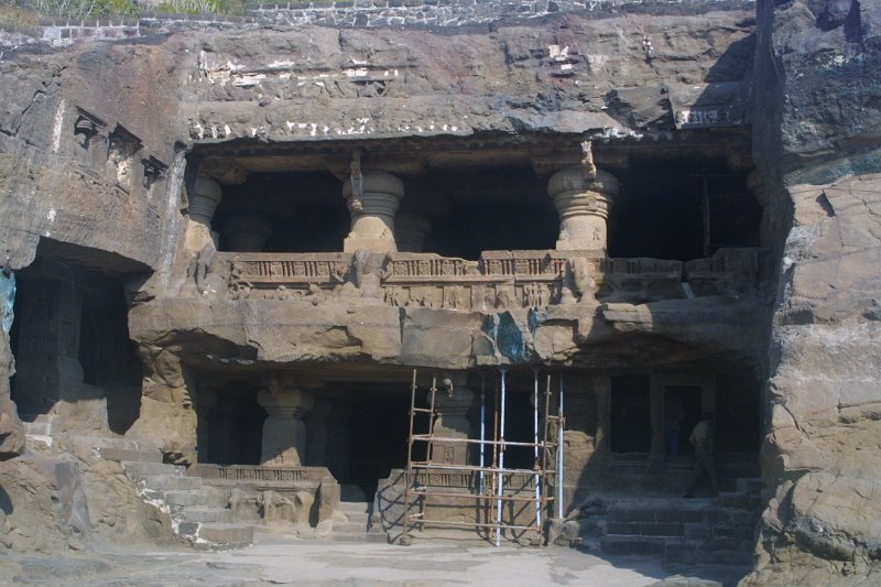 2070000_ElloraCaves.jpg - The Ellora Caves.