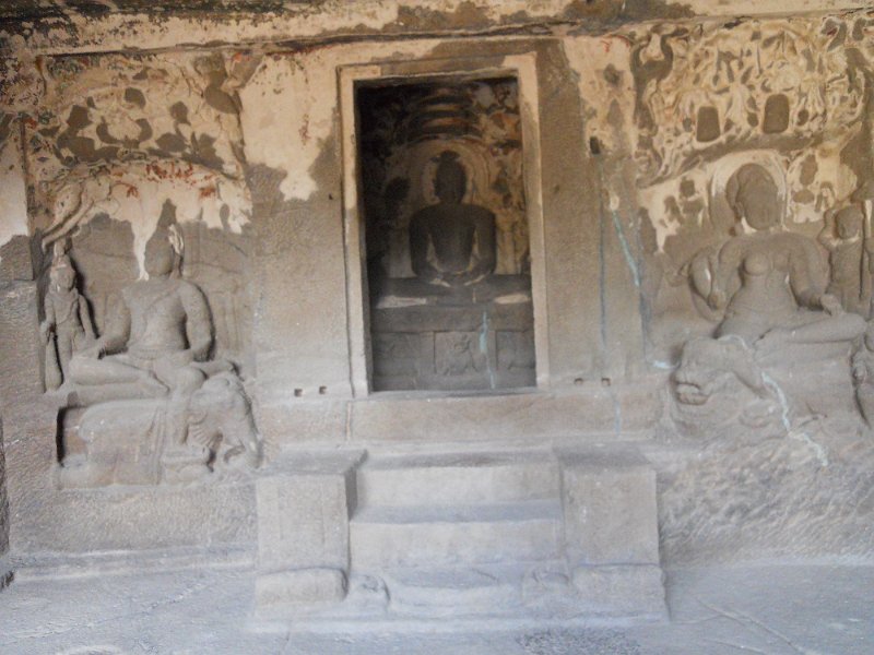 2070151_ElloraCaves.jpg - The Ellora Caves.