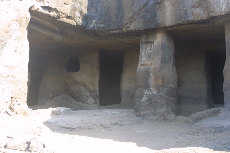 2078000_ElloraCaves.jpg - The Ellora Caves.