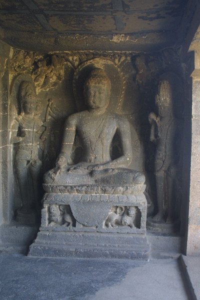 2095000_BuddistTempleElloraCaves.jpg - The Ellora Caves.