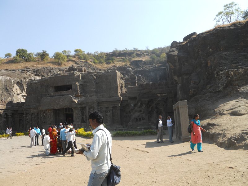 2095189_ElloraCaves.jpg - The Ellora Caves.