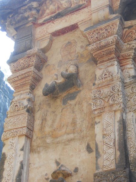 2099196_ElloraCaves.jpg - The Kailash Temple. The Ellora Caves.