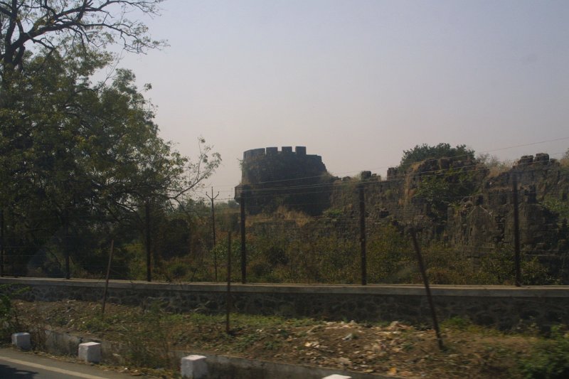 2113000_WallSectionOfDaulatabadFort.jpg - Wall section at Daulatabad Fort near the Ellora Caves.