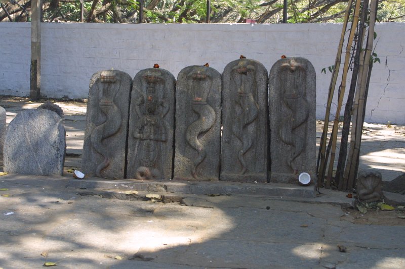 1052000_BullTempleBangalore.jpg - Small shrines at Big Bull Temple.