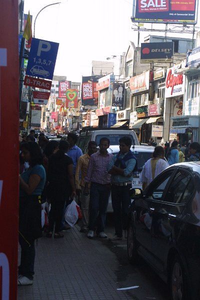 1076000_Bangalore.jpg - Commercial street Bangalore