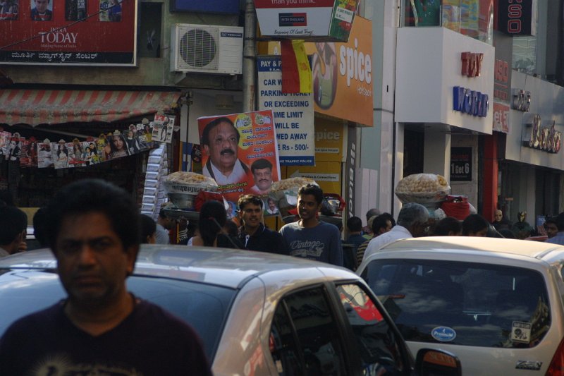 1079000_Bangalore.jpg - Commercial street Bangalore