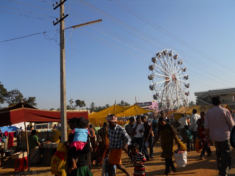 1430738_CarnivalKarnataka.jpg - Carnival street sceen on way to Chikmagalur.