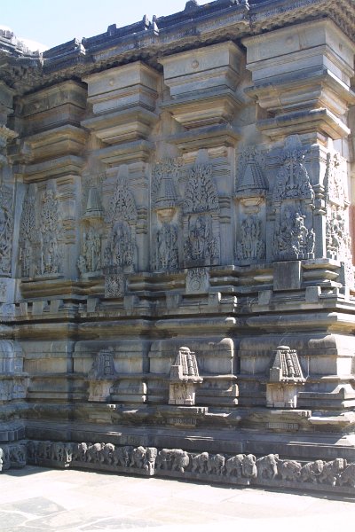 1449000_DetailBelurTempleKarnataka.jpg - Chennakesava Temple, Belur