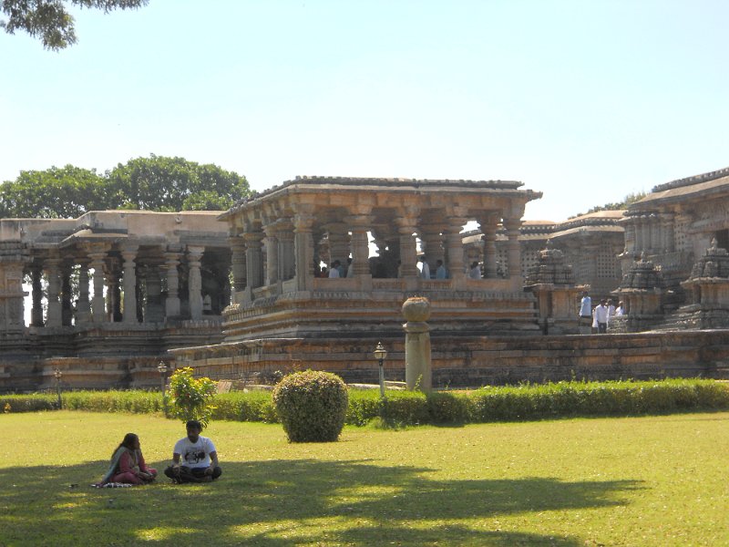 1469774_HalebiduTempleKarnataka.jpg - Hoysaleswara Temple, Halebidu.