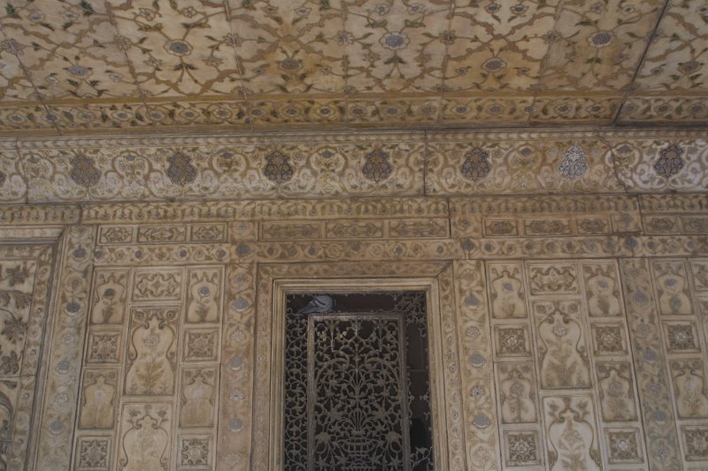 2272000_RedFortDelhi.jpg - Inside the Khas Mahal. The Red Fort. Delhi.