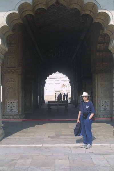 2275000_RedFortDelhi.jpg - Kathy in front of the Diwan-i-Khas. The Red Fort. Delhi.