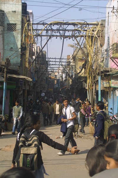 2290000_WiringChaosInDelhi.jpg - Wiring chaos in Delhi. People have been electrocuted here.