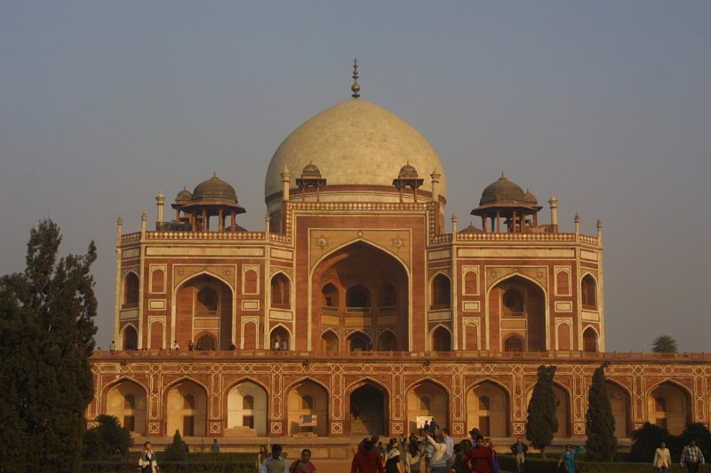 2300000_HumayunsTomb.jpg - Humayun's Tomb. Delhi.